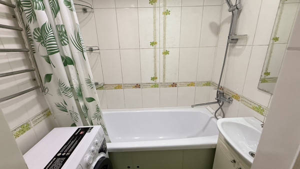 Продам трехкомнатную (3-комн.) квартиру, Мичурина ул, 20, Иркутск г