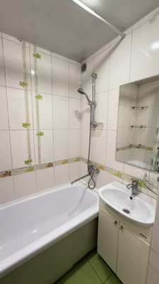 Продам трехкомнатную (3-комн.) квартиру, Мичурина ул, 20, Иркутск г