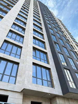 Продам трехкомнатную (3-комн.) квартиру, Лермонтова ул, 1, Нальчик г