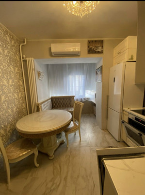 Продам однокомнатную (1-комн.) квартиру, Литературный (Пригород Лесное мкр.) б-р, 8, Мисайлово д