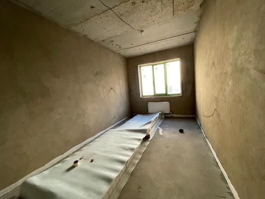 Продам трехкомнатную (3-комн.) квартиру, Солнечная ул, 125, Нальчик г