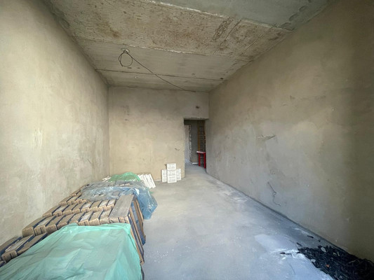 Продам трехкомнатную (3-комн.) квартиру, Солнечная ул, 125, Нальчик г