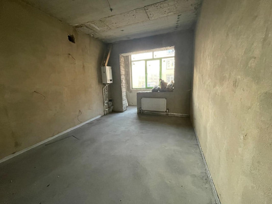 Продам трехкомнатную (3-комн.) квартиру, Солнечная ул, 125, Нальчик г