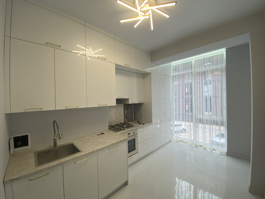 Продам трехкомнатную (3-комн.) квартиру, Тарчокова ул, 125А, Нальчик г