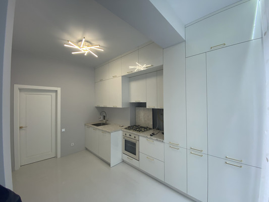 Продам трехкомнатную (3-комн.) квартиру, Тарчокова ул, 125А, Нальчик г