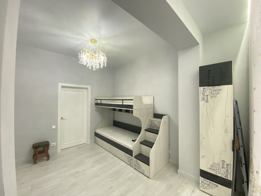 Продам трехкомнатную (3-комн.) квартиру, Тарчокова ул, 125А, Нальчик г