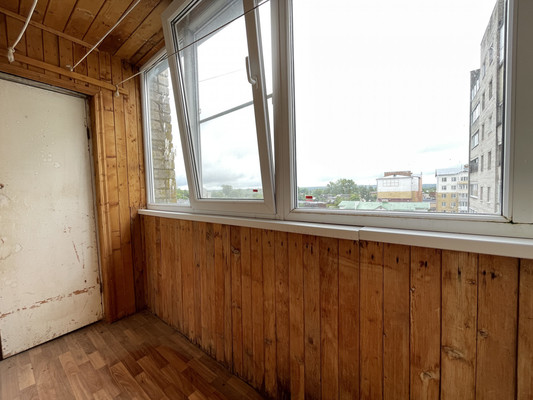 Продам двухкомнатную (2-комн.) квартиру, Октябрьская ул, 37, Переславль-Залесский г