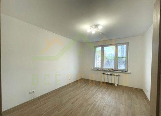 Продам трехкомнатную (3-комн.) квартиру, Гродненская ул, 9, Москва г