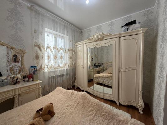 Продам дом, Крымская ул, 2кд, Батайск г, 0 км от города