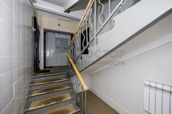 Продам двухкомнатную (2-комн.) квартиру, 1-я Хуторская ул, 8к1, Москва г