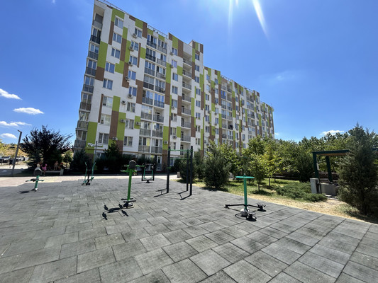 Продам однокомнатную (1-комн.) квартиру, Луговая ул, 6жк1, Симферополь г