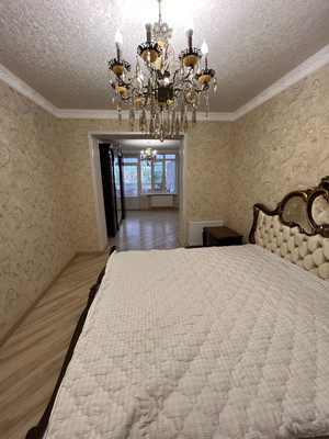 Продам трехкомнатную (3-комн.) квартиру, Байсултанова ул, 35кА, Нальчик г