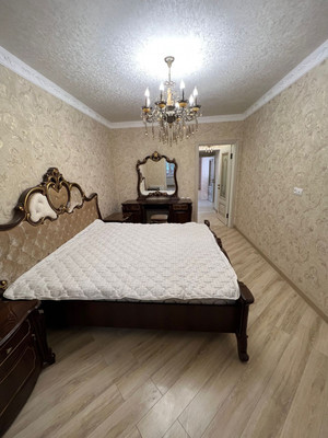 Продам трехкомнатную (3-комн.) квартиру, Байсултанова ул, 35кА, Нальчик г