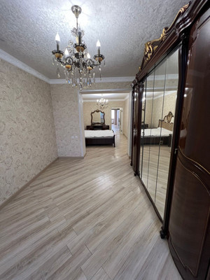 Продам трехкомнатную (3-комн.) квартиру, Байсултанова ул, 35кА, Нальчик г