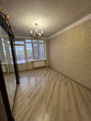 Продам трехкомнатную (3-комн.) квартиру, Байсултанова ул, 35кА, Нальчик г
