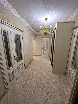 Продам трехкомнатную (3-комн.) квартиру, Байсултанова ул, 35кА, Нальчик г