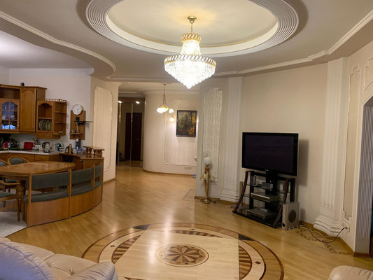Продам многокомнатную квартиру, Тишинский Ср. пер, 38, Москва г