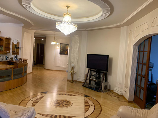 Продам многокомнатную квартиру, Тишинский Ср. пер, 38, Москва г