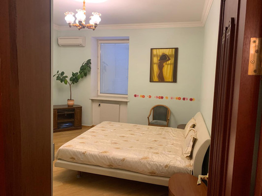 Продам многокомнатную квартиру, Тишинский Ср. пер, 38, Москва г