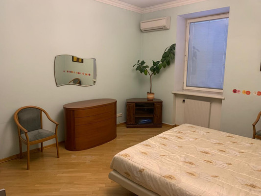 Продам многокомнатную квартиру, Тишинский Ср. пер, 38, Москва г