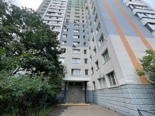 Продам двухкомнатную (2-комн.) квартиру, Исаева ул, 12/2, Королев г