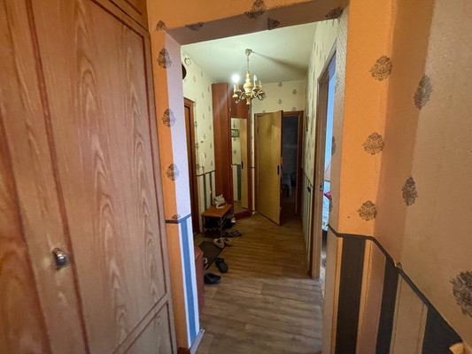 Продам двухкомнатную (2-комн.) квартиру, Исаева ул, 12/2, Королев г