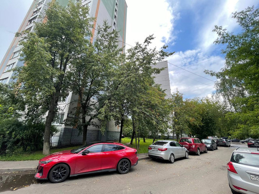 Продам двухкомнатную (2-комн.) квартиру, Исаева ул, 12/2, Королев г