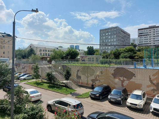 Продам двухкомнатную (2-комн.) квартиру, 3-я Мытищинская ул, 3к2, Москва г