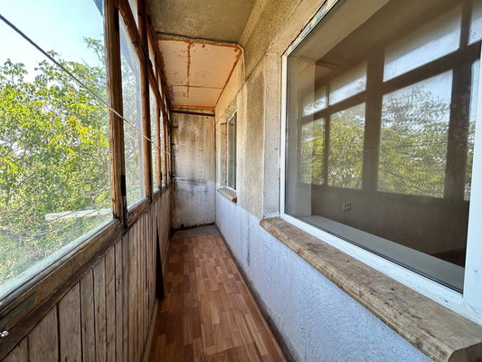 Продам трехкомнатную (3-комн.) квартиру, Набережная ул, 83, Симферополь г