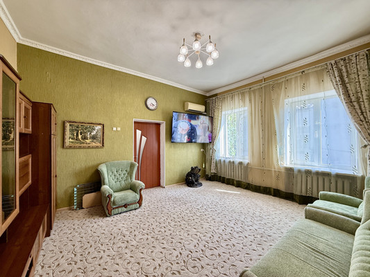 Продам двухкомнатную (2-комн.) квартиру, Индустриальная ул, 41, Симферополь г