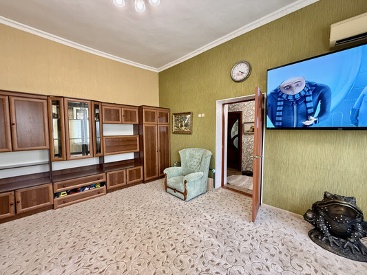 Продам двухкомнатную (2-комн.) квартиру, Индустриальная ул, 41, Симферополь г