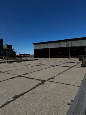 Продам склад 1 500 м2, Строитель (Центральный ж/р) проезд, 20, Братск г