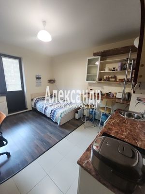 Продам однокомнатную (1-комн.) квартиру, Менделеева б-р, д. 9 корп. 2, Мурино п