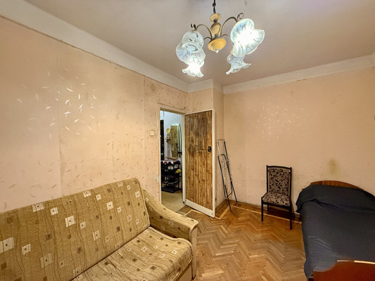 Продам однокомнатную (1-комн.) квартиру, Дзержинского ул, 13, Симферополь г