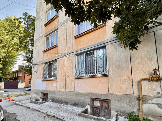 Продам однокомнатную (1-комн.) квартиру, Дзержинского ул, 13, Симферополь г