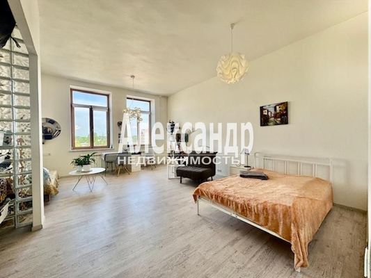 Продам однокомнатную (1-комн.) квартиру, Ленина пр-кт, 31, Выборг г