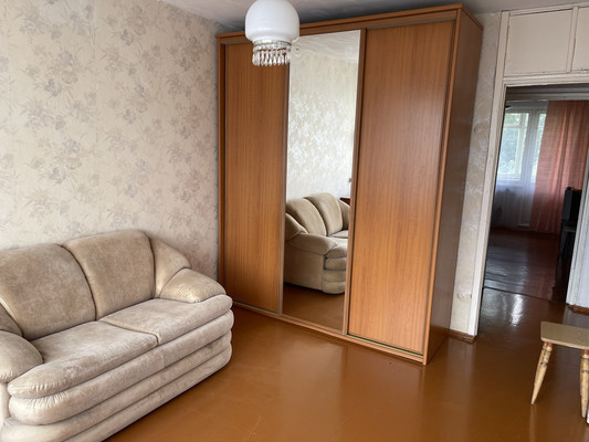 Продам трехкомнатную (3-комн.) квартиру, 9 Апреля ул, 38, Калининград г