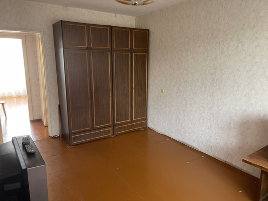 Продам трехкомнатную (3-комн.) квартиру, 9 Апреля ул, 38, Калининград г