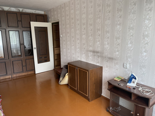 Продам трехкомнатную (3-комн.) квартиру, 9 Апреля ул, 38, Калининград г