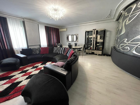 Продам трехкомнатную (3-комн.) квартиру, Пушкина ул, 41, Нальчик г