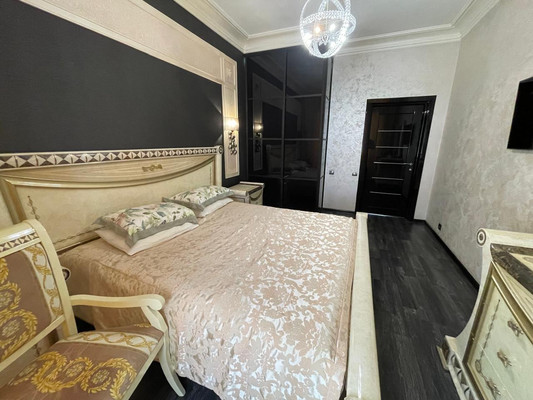 Продам трехкомнатную (3-комн.) квартиру, Пушкина ул, 41, Нальчик г