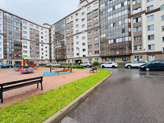Продам однокомнатную (1-комн.) квартиру, Новая ул, 25, Кировск г