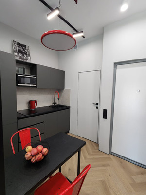 Продам двухкомнатную (2-комн.) квартиру, Цветной б-р, 1к1, Москва г