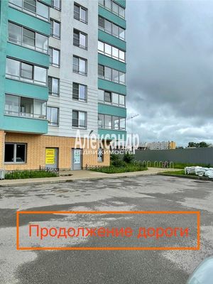 Продам торговое помещение 100,2 м2, Тамбасова ул, 3к1, Санкт-Петербург г