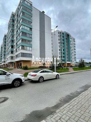 Продам торговое помещение 100,2 м2, Тамбасова ул, 3к1, Санкт-Петербург г