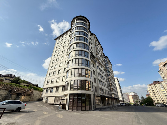 Продам однокомнатную (1-комн.) квартиру, Атажукина ул, 11к1, Нальчик г
