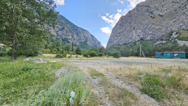 Продам участок 30 соток, ИЖС, Эльбрусский пр-кт, 105, Тырныауз г, 0 км от города