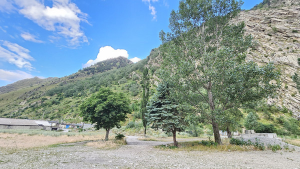 Продам участок 30 соток, ИЖС, Эльбрусский пр-кт, 105, Тырныауз г, 0 км от города