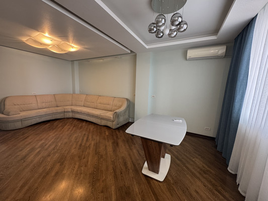 Продам двухкомнатную (2-комн.) квартиру, Зорге ул, 11, Ростов-на-Дону г
