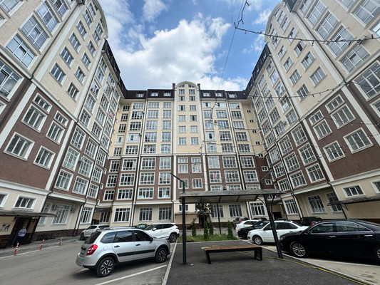 Продам многокомнатную квартиру, Тлостанова ул, 28кб, Нальчик г